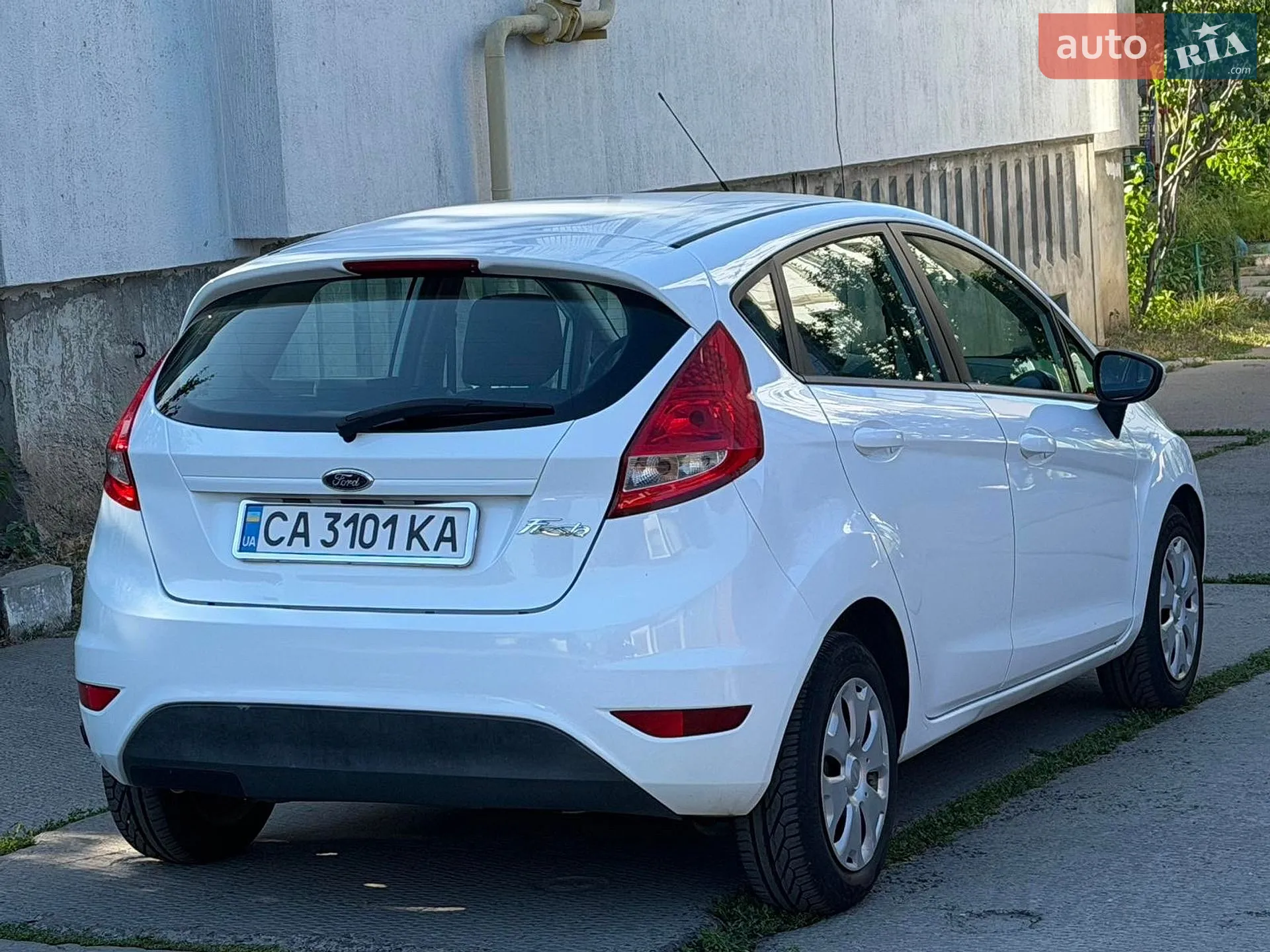 2010 Ford Fiesta - мініатюра 9