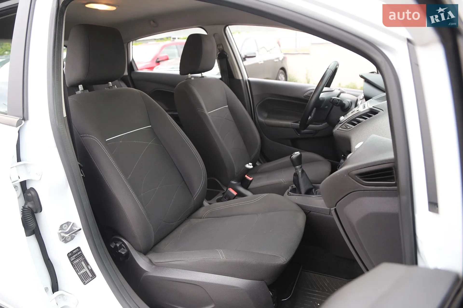 2016 Ford Fiesta - мініатюра 11