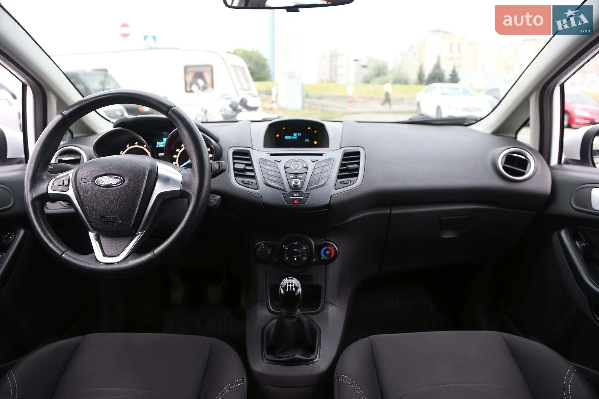 2016 Ford Fiesta - мініатюра 13