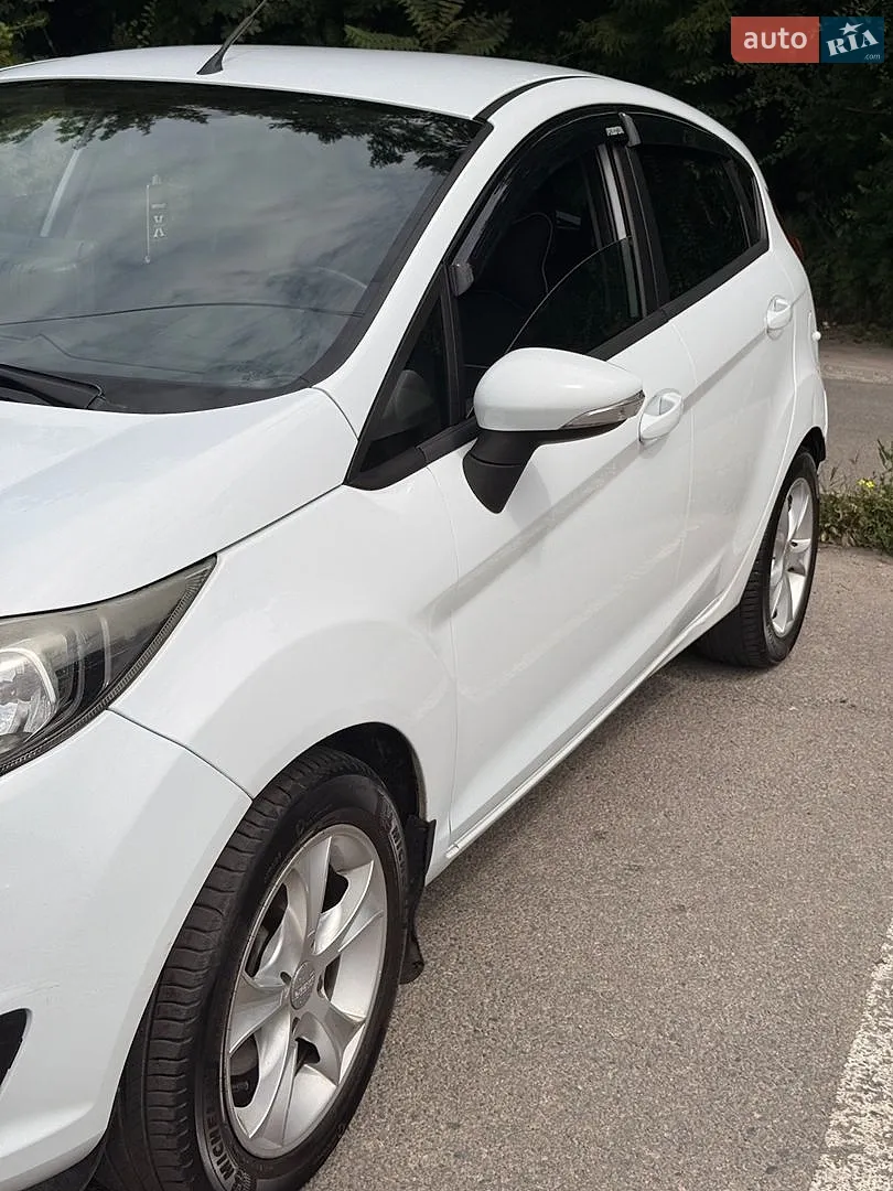 2013 Ford Fiesta - мініатюра 13