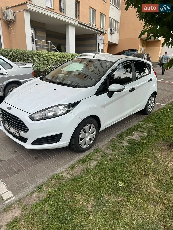 2013 Ford Fiesta - мініатюра 17