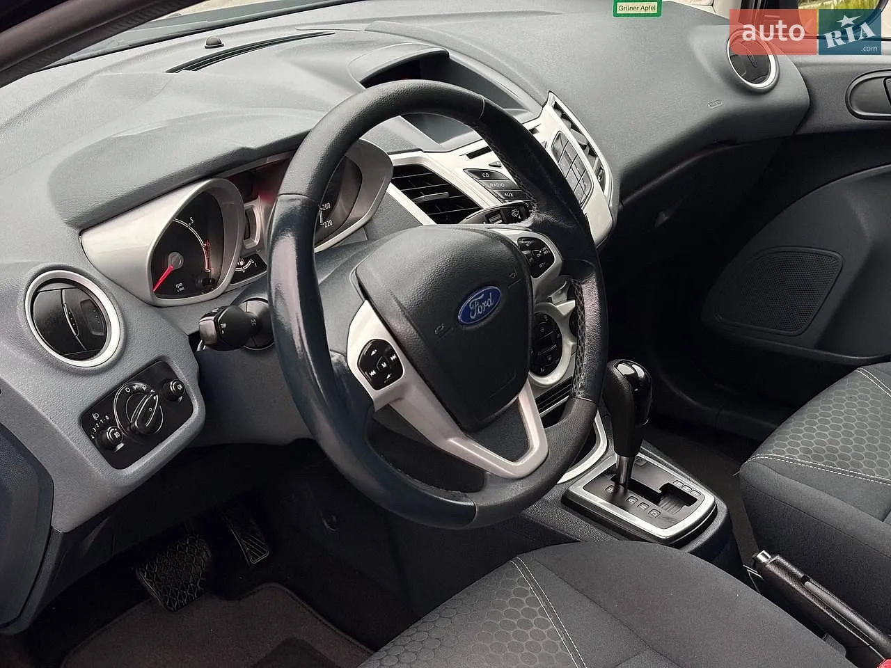 2010 Ford Fiesta - мініатюра 13