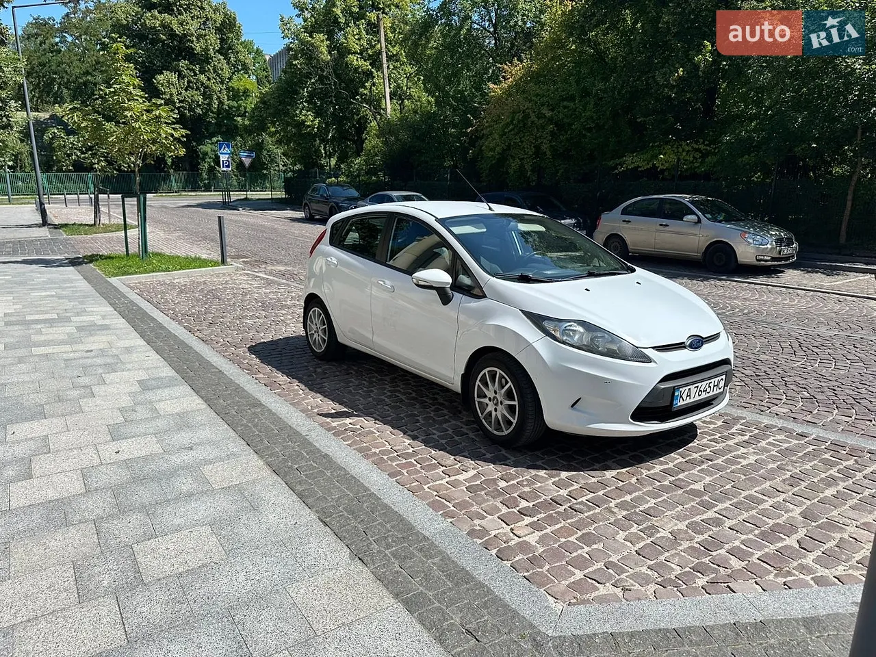 2012 Ford Fiesta - мініатюра 7