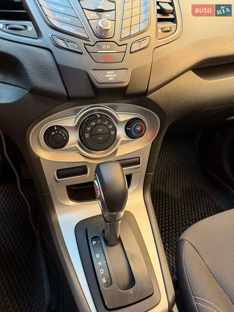 2019 Ford Fiesta - мініатюра 20
