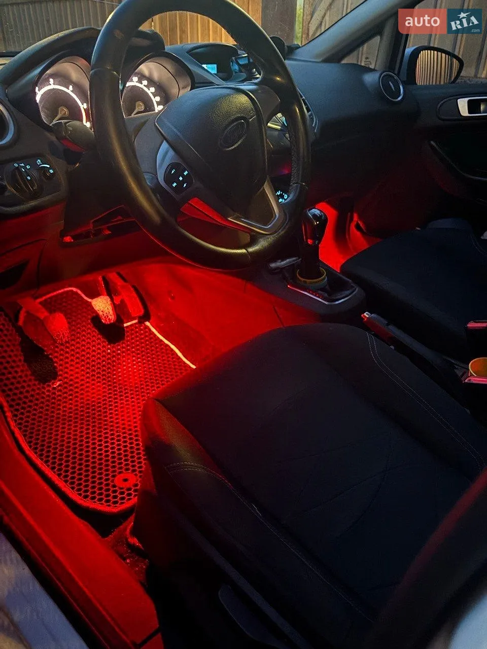 2013 Ford Fiesta - мініатюра 2