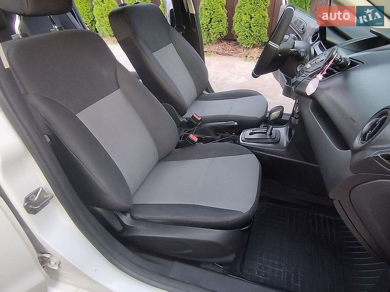 Седан Ford Fiesta 2017 в Киеве