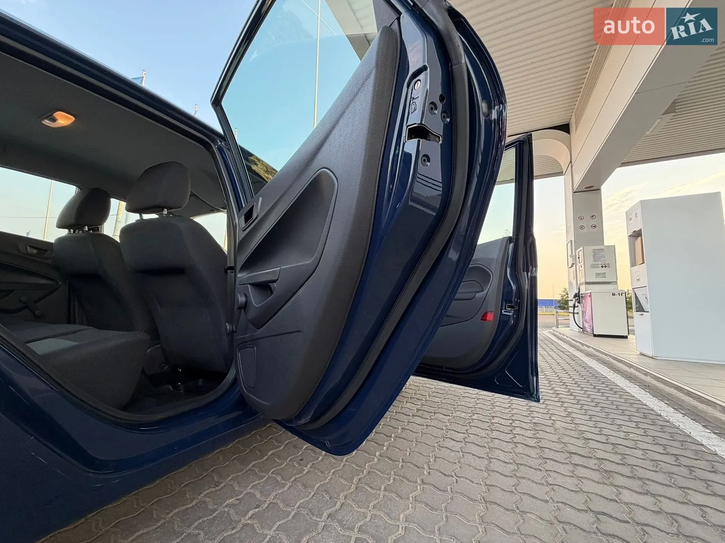 2013 Ford Fiesta - мініатюра 97