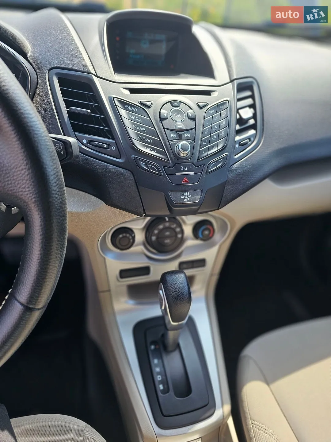 2015 Ford Fiesta - мініатюра 6