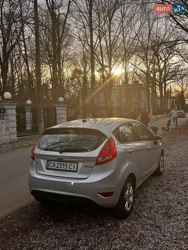 2014 Ford Fiesta - мініатюра 17