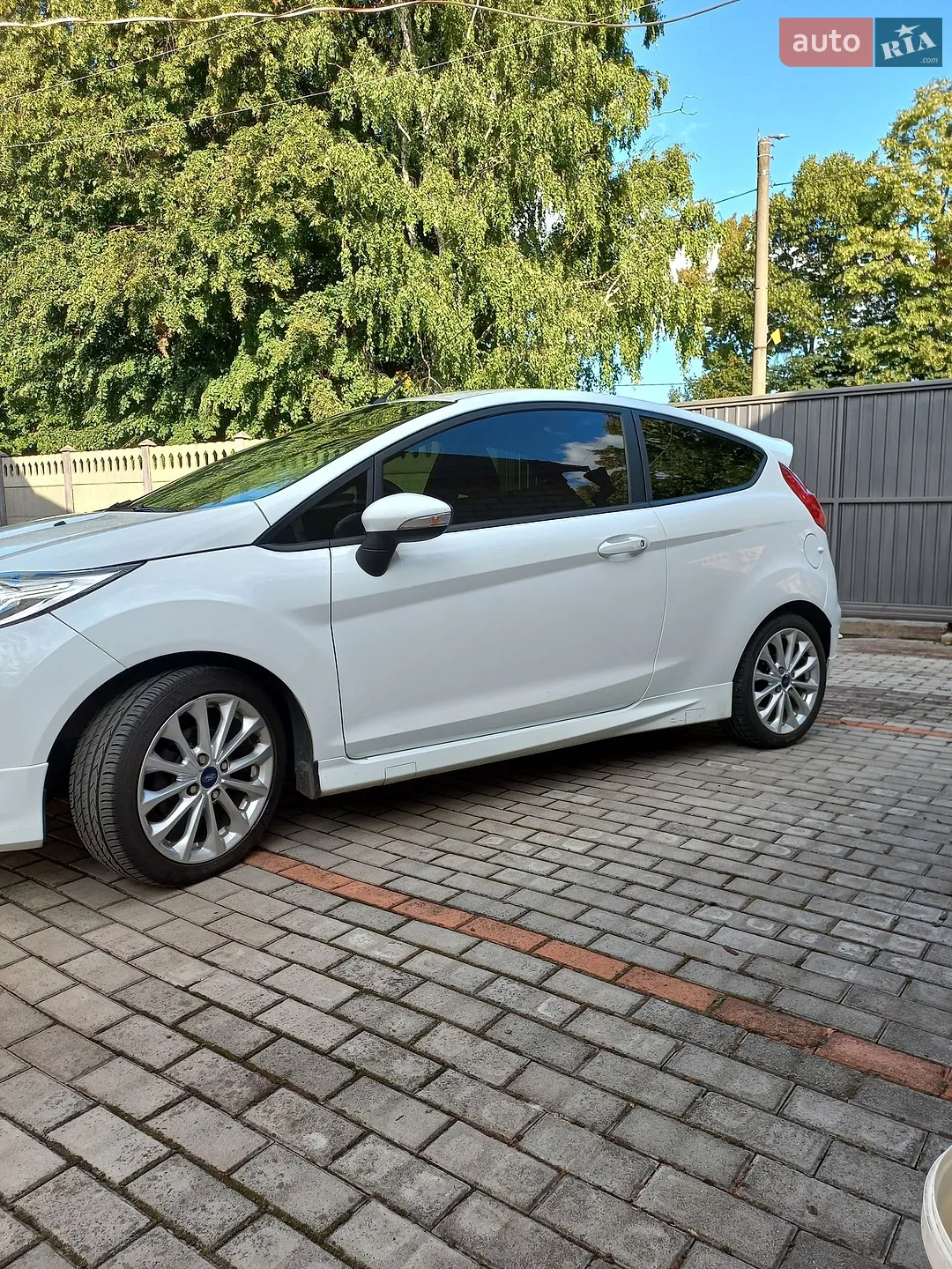 2013 Ford Fiesta - мініатюра 9