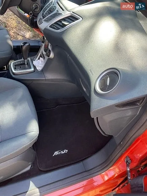 2012 Ford Fiesta - мініатюра 16