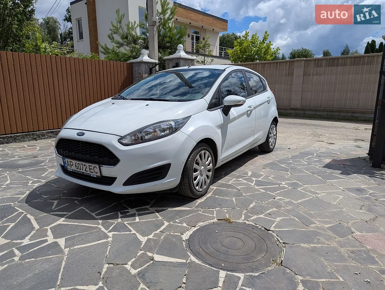 2016 Ford Fiesta - мініатюра 16