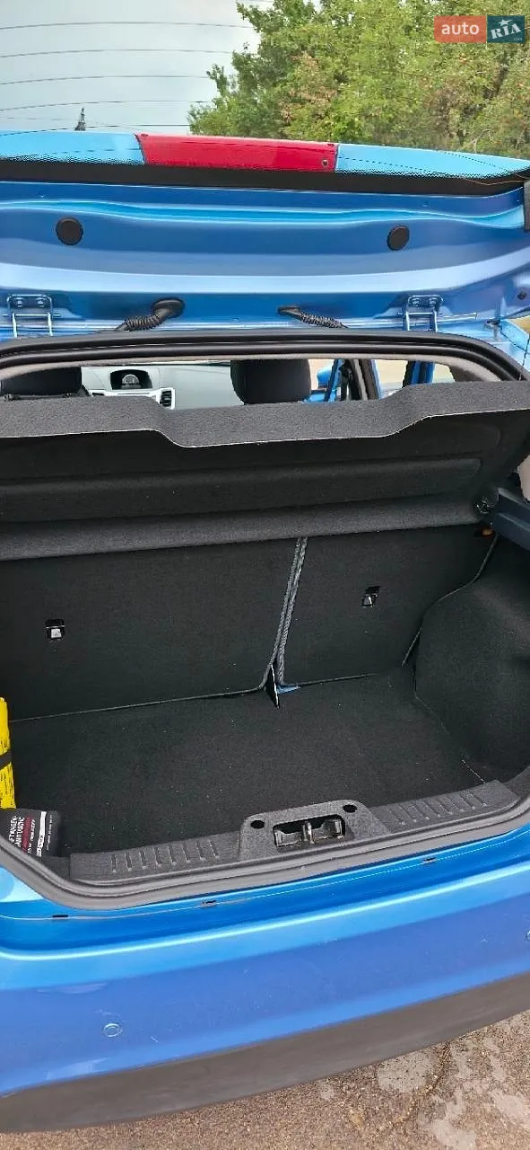 2011 Ford Fiesta - мініатюра 11