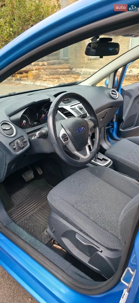 2011 Ford Fiesta - мініатюра 9
