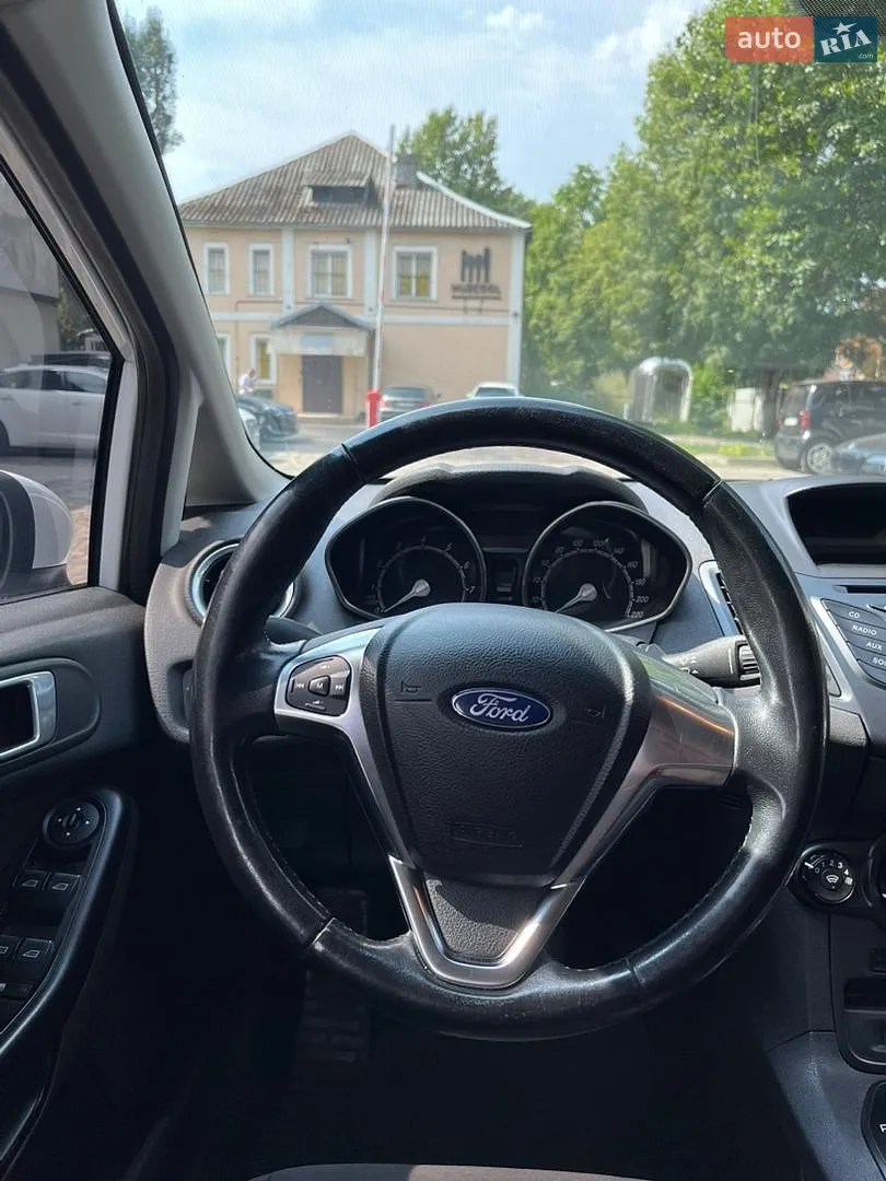 2017 Ford Fiesta - мініатюра 10