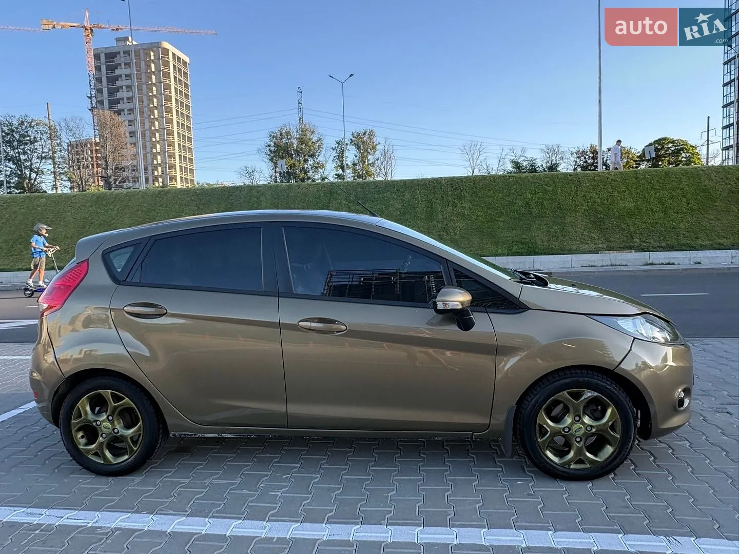 2011 Ford Fiesta - мініатюра 2