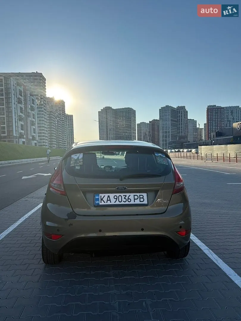 2011 Ford Fiesta - мініатюра 3