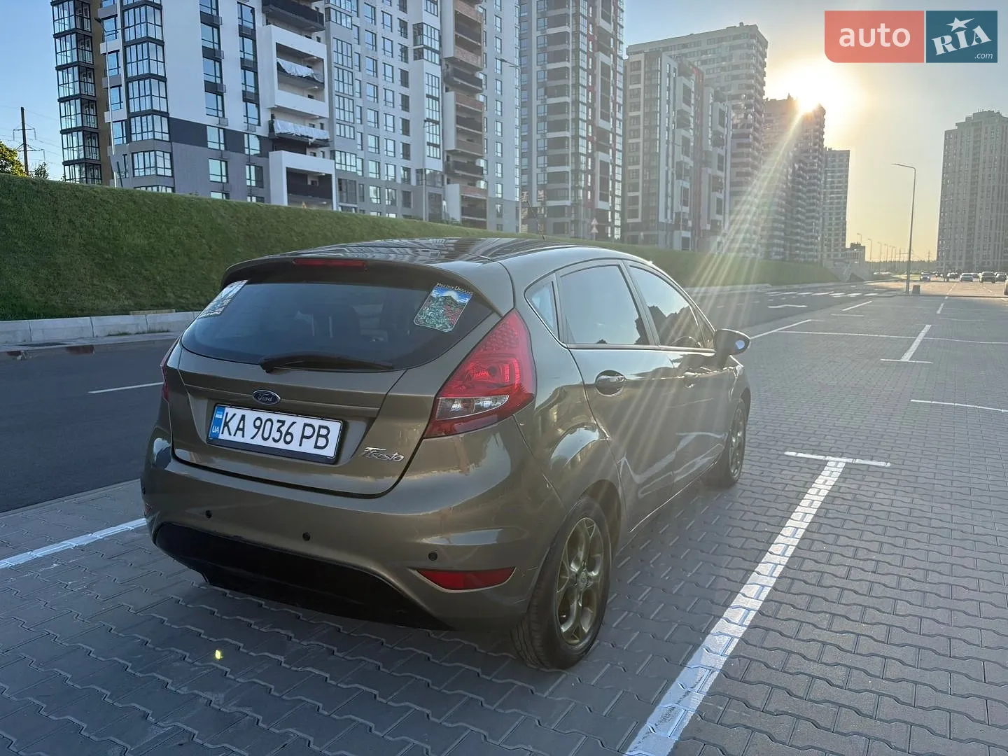 2011 Ford Fiesta - мініатюра 4