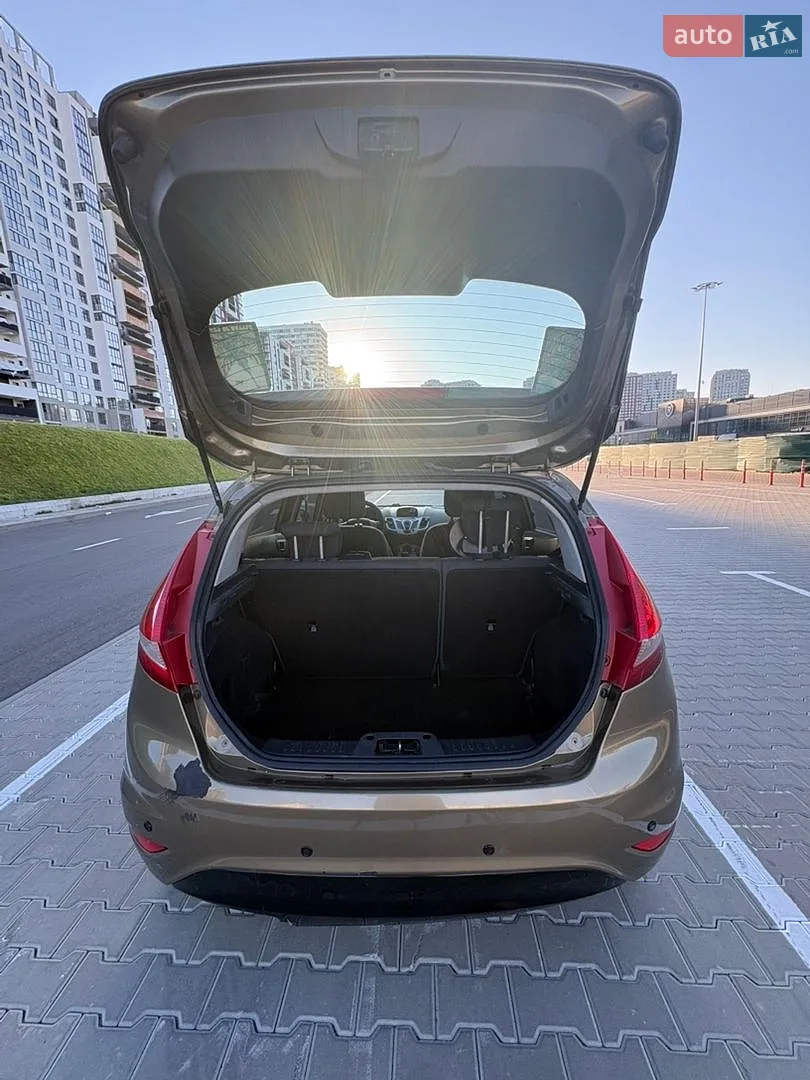 2011 Ford Fiesta - мініатюра 5
