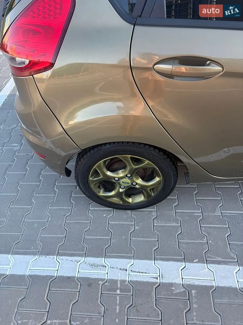 2011 Ford Fiesta - мініатюра 7