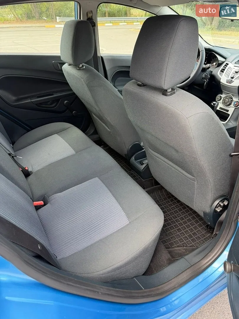2011 Ford Fiesta - мініатюра 16