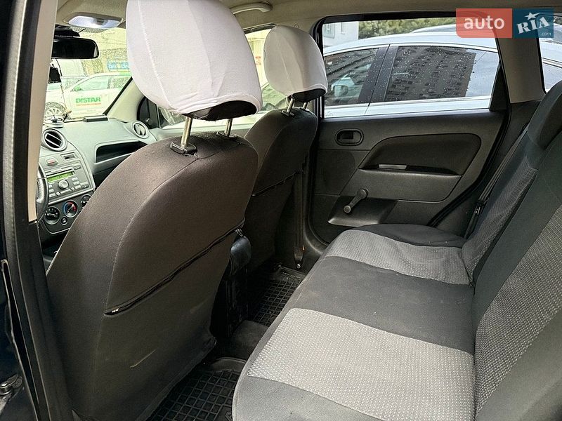 Хэтчбек Ford Fiesta 2008 в Одессе