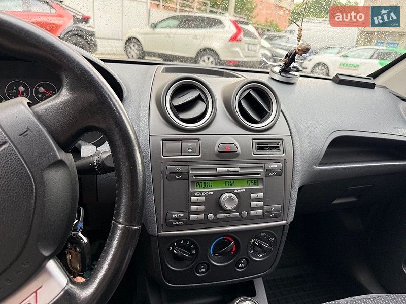 Хэтчбек Ford Fiesta 2008 в Одессе