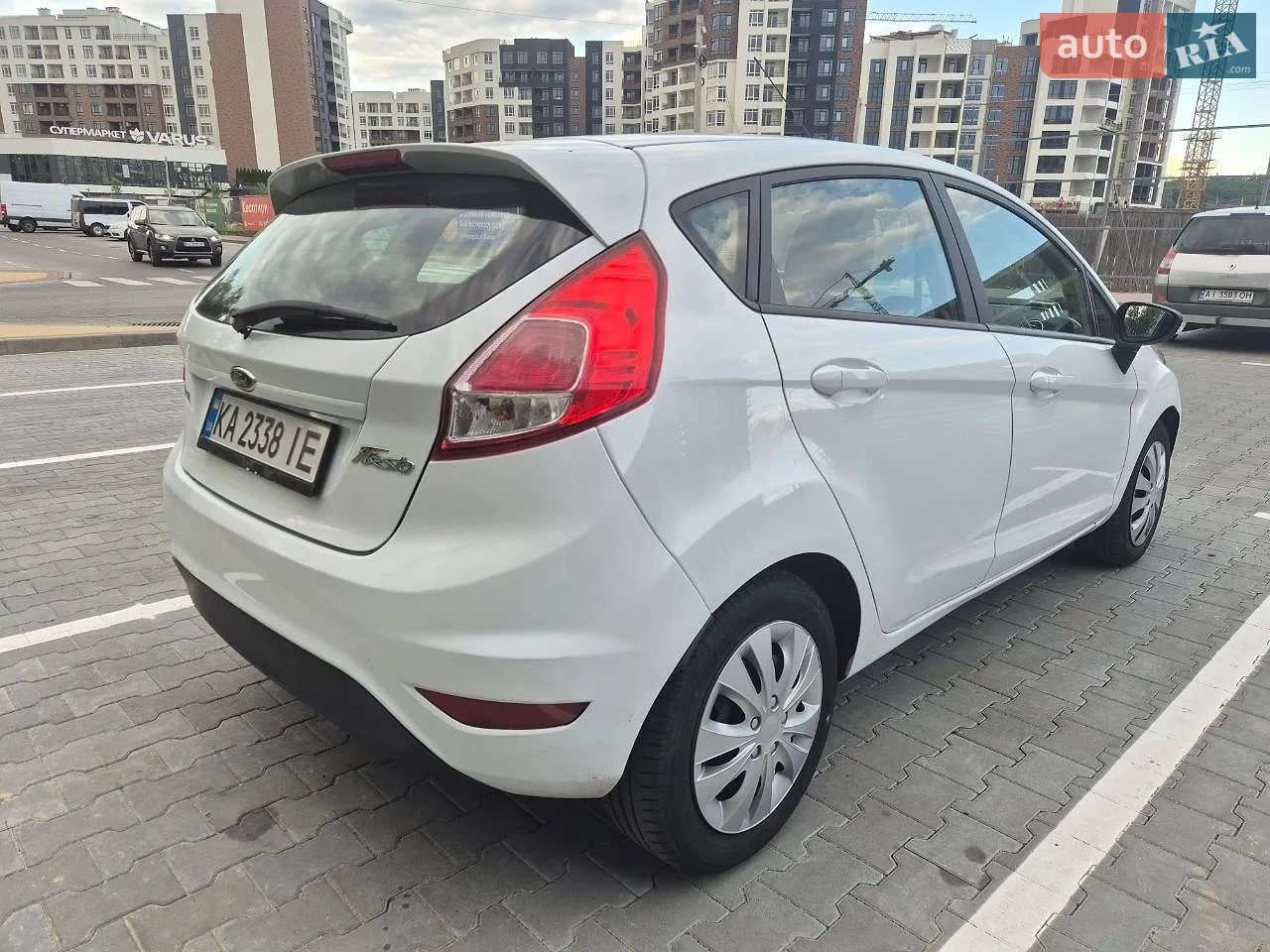 2016 Ford Fiesta - мініатюра 3