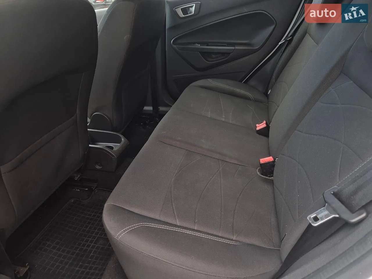 2016 Ford Fiesta - мініатюра 11