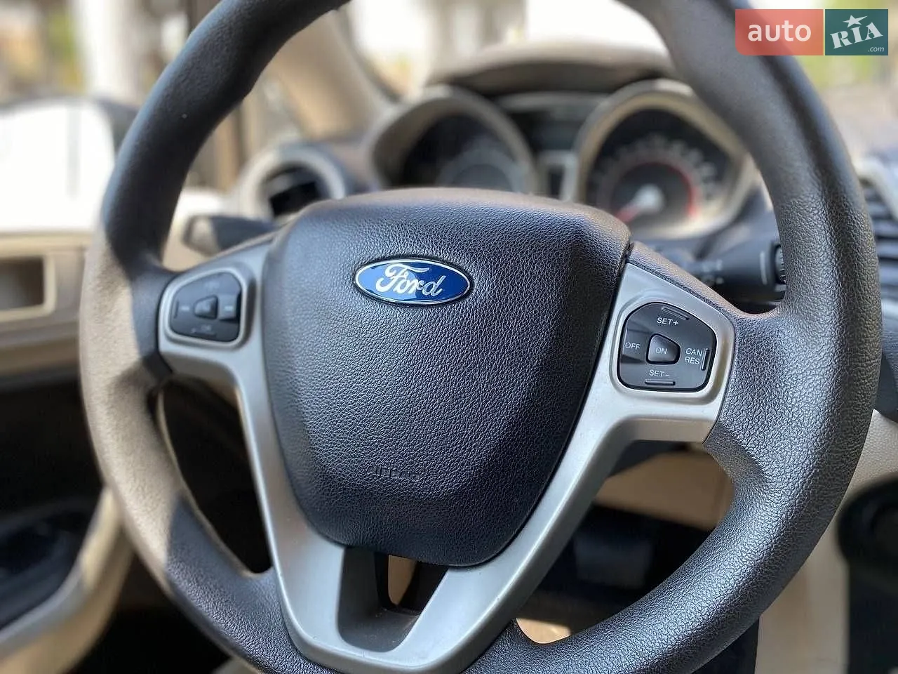 2012 Ford Fiesta - мініатюра 9