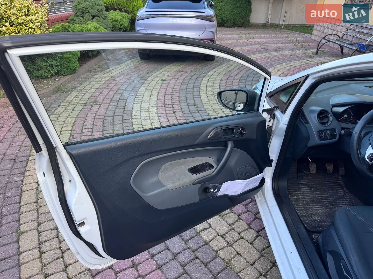 2011 Ford Fiesta - мініатюра 11