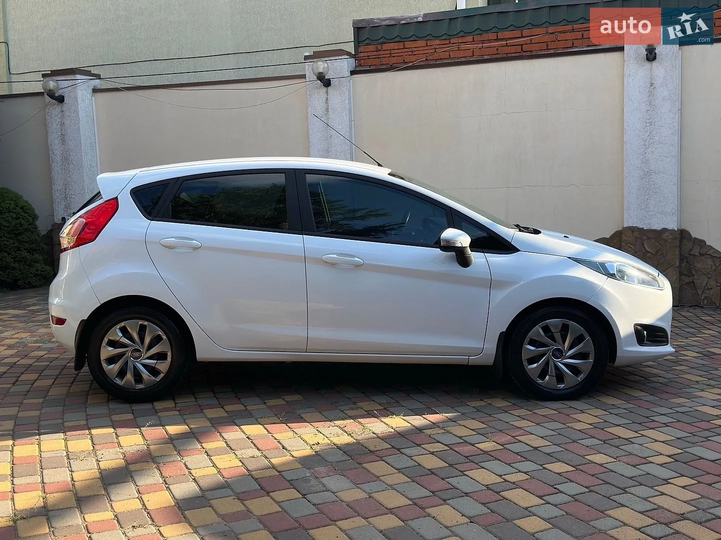 2015 Ford Fiesta - мініатюра 10