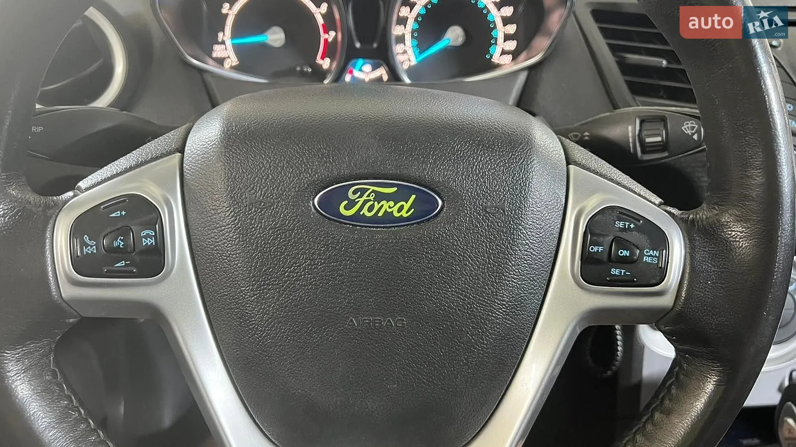 2015 Ford Fiesta - мініатюра 21