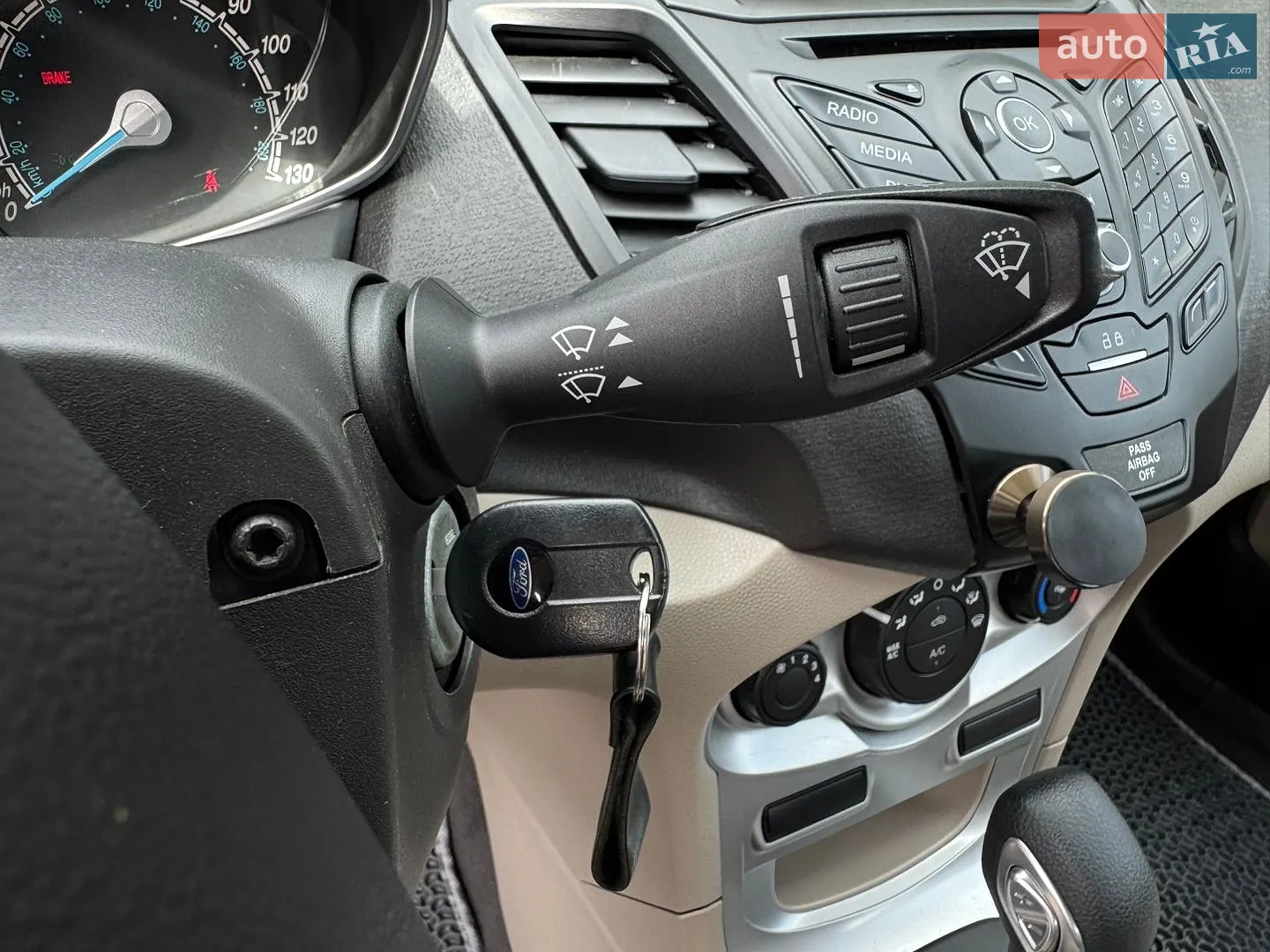 2018 Ford Fiesta - мініатюра 25