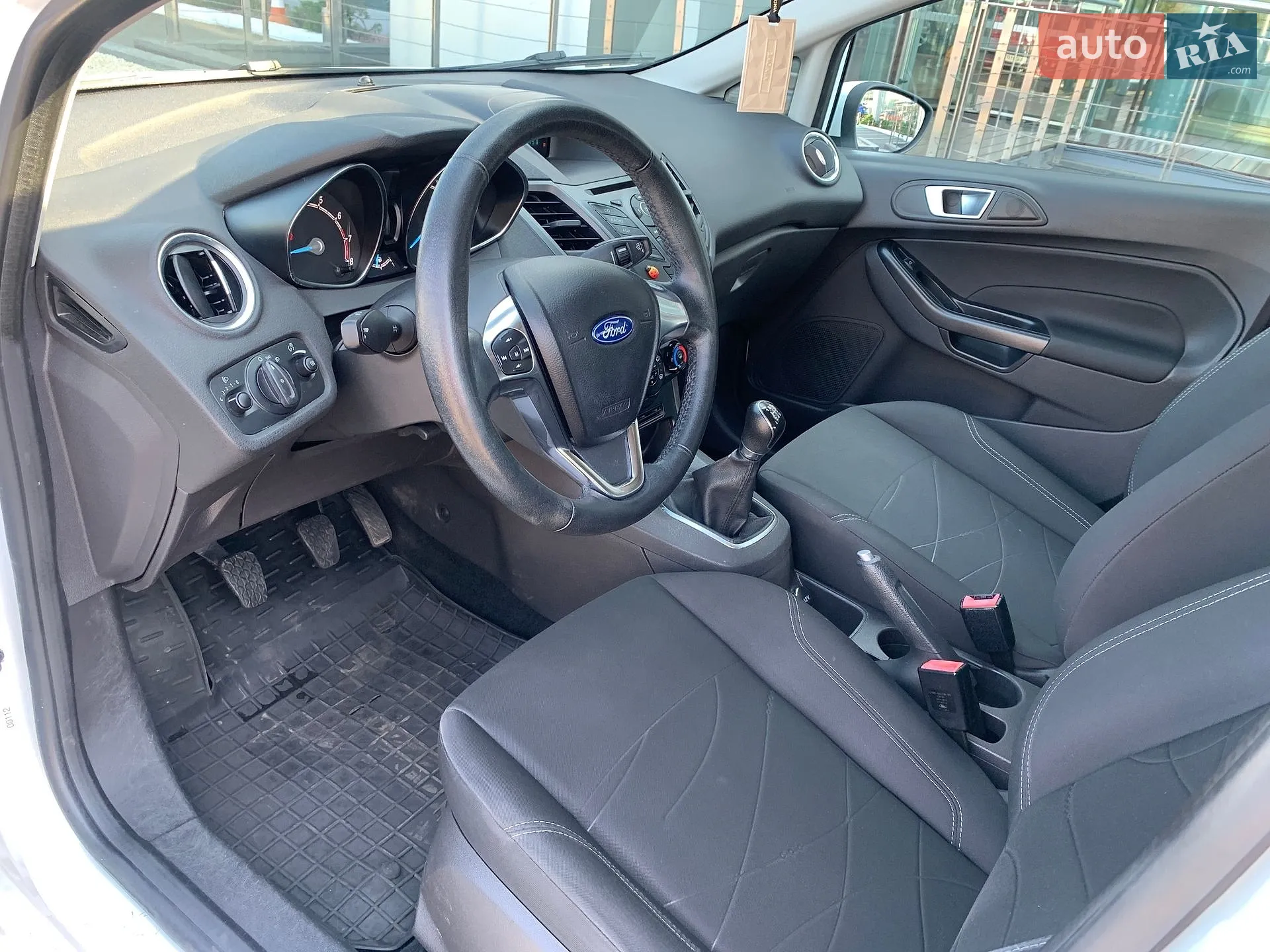 2015 Ford Fiesta - мініатюра 23