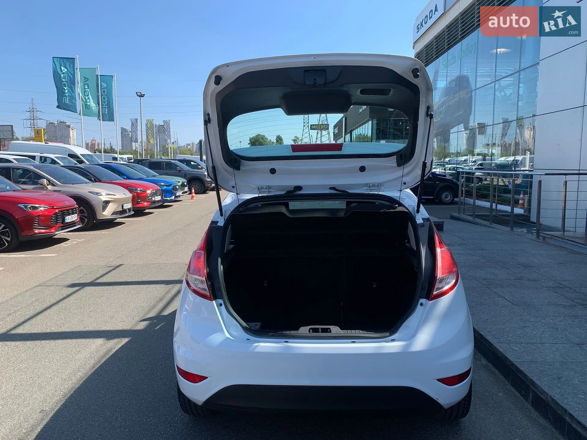 2017 Ford Fiesta - мініатюра 12