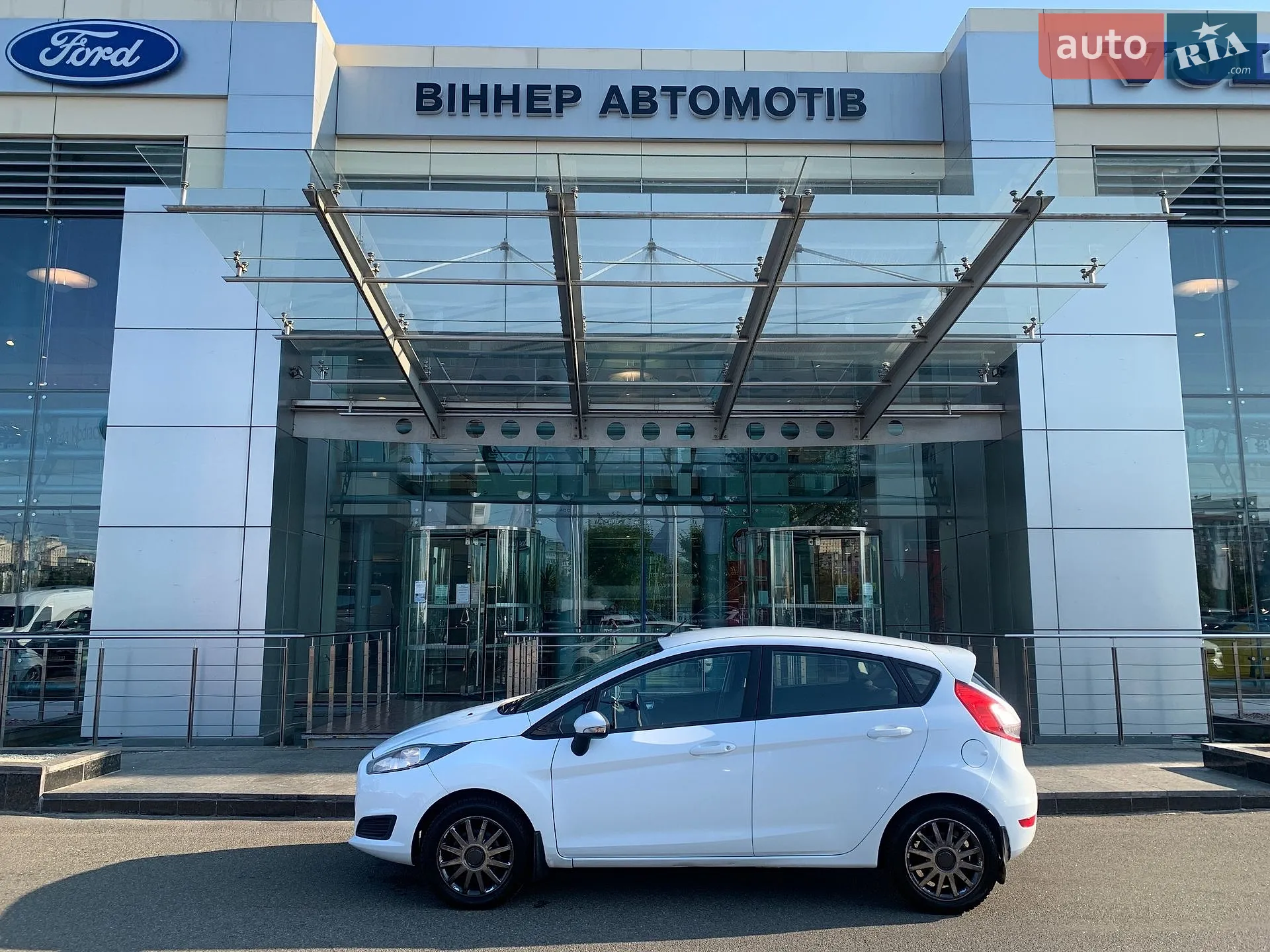 2017 Ford Fiesta - мініатюра 9