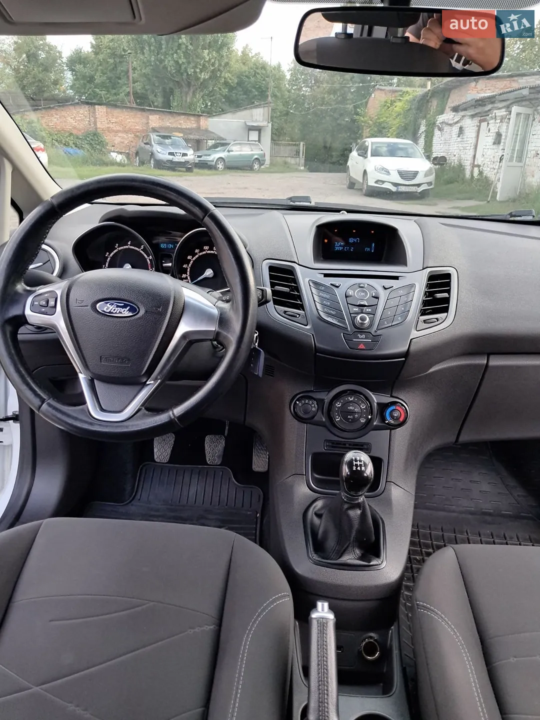 2017 Ford Fiesta - мініатюра 14
