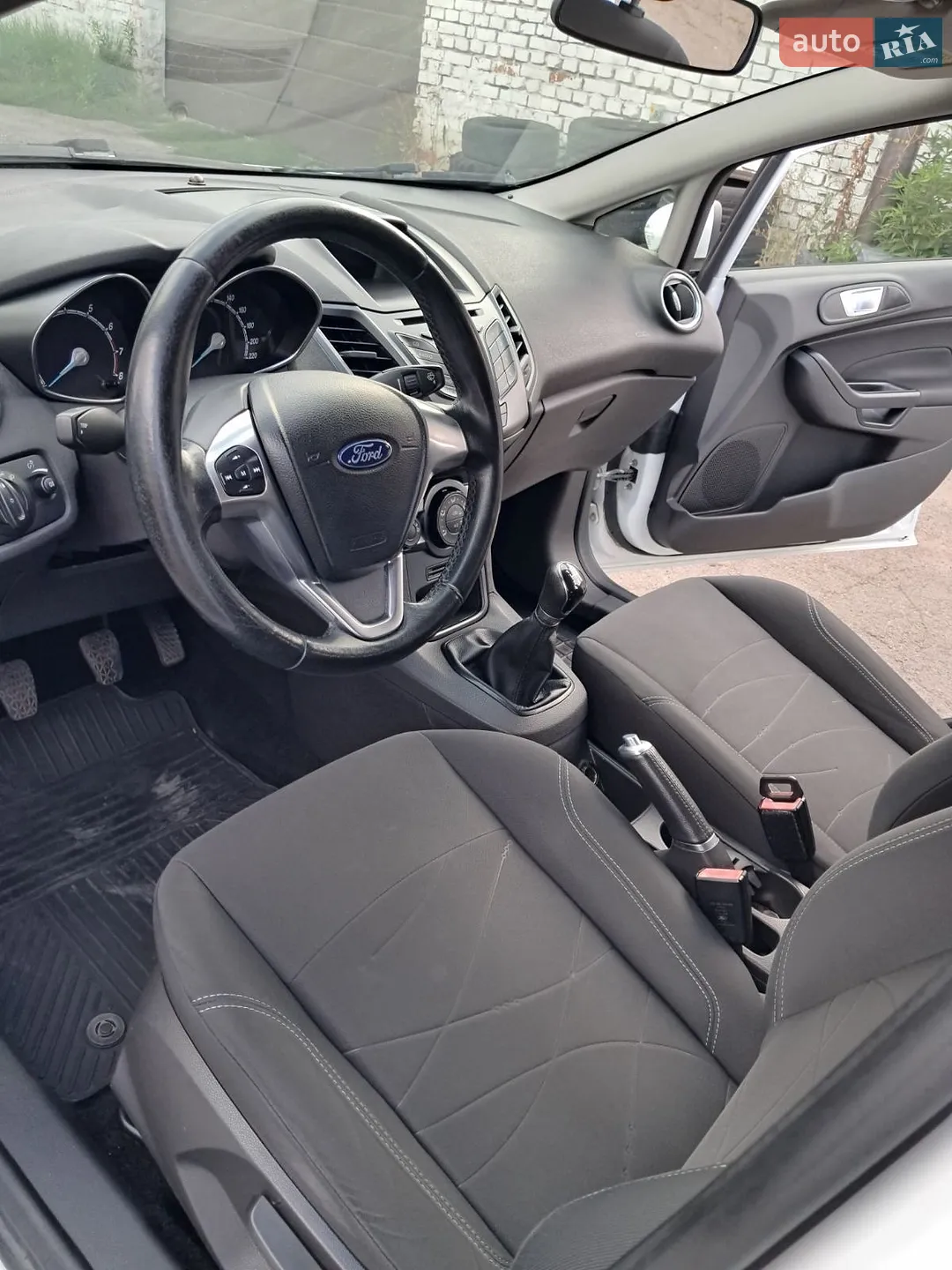 2017 Ford Fiesta - мініатюра 18