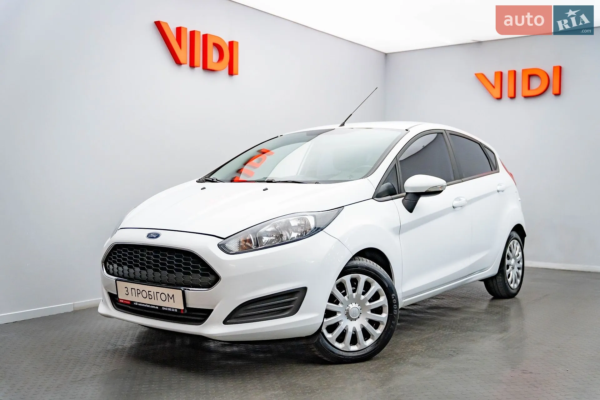 2017 Ford Fiesta - фото 1