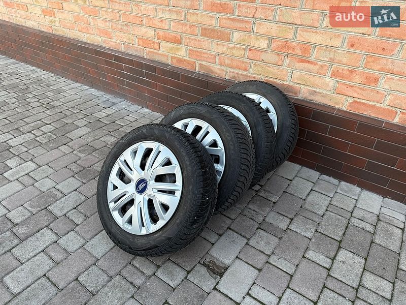 Хэтчбек Ford Fiesta 2012 в Александрие