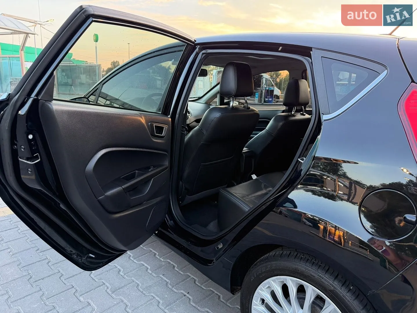 2016 Ford Fiesta - мініатюра 9