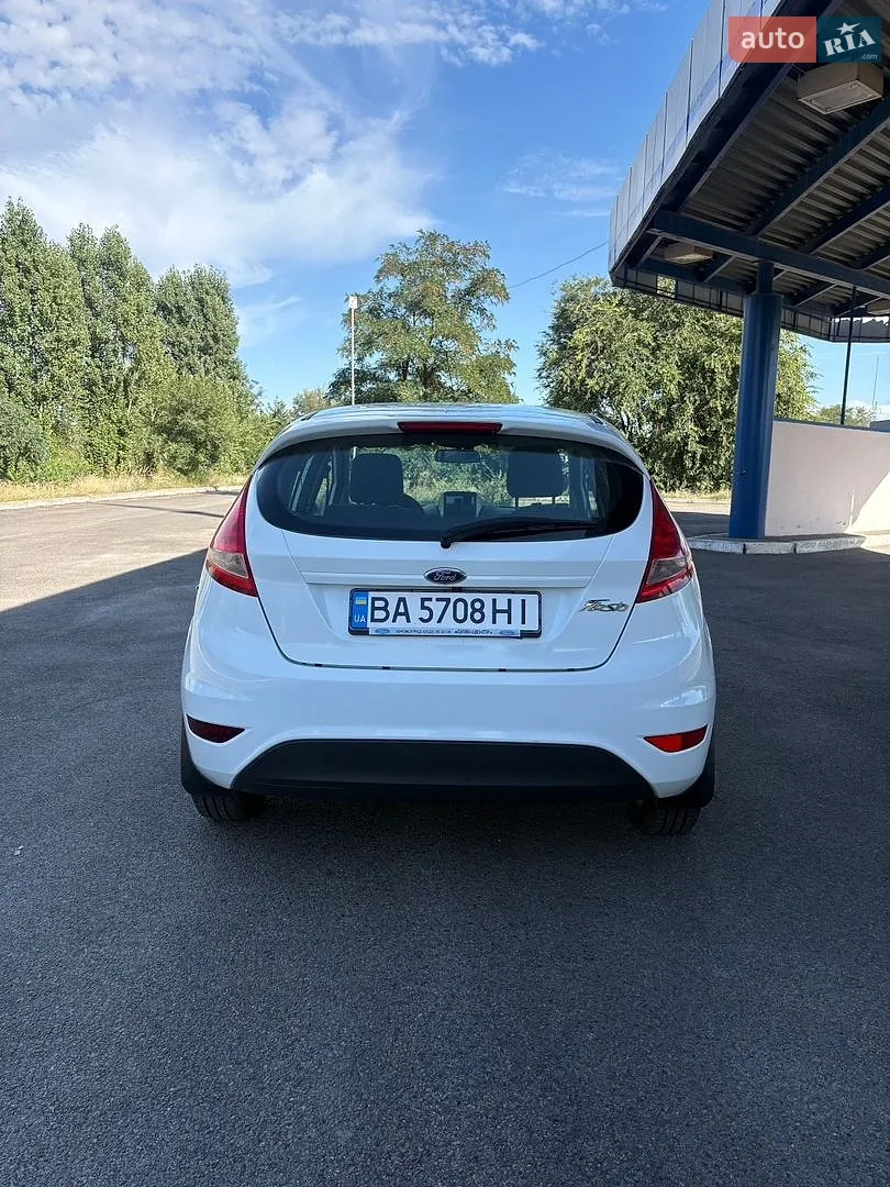 2012 Ford Fiesta - мініатюра 9