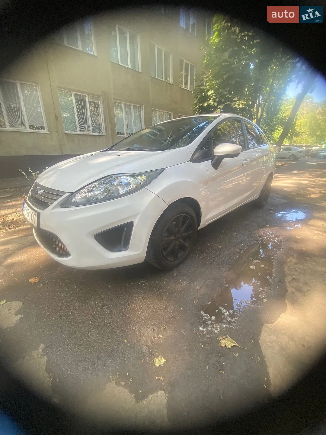 2011 Ford Fiesta - мініатюра 10