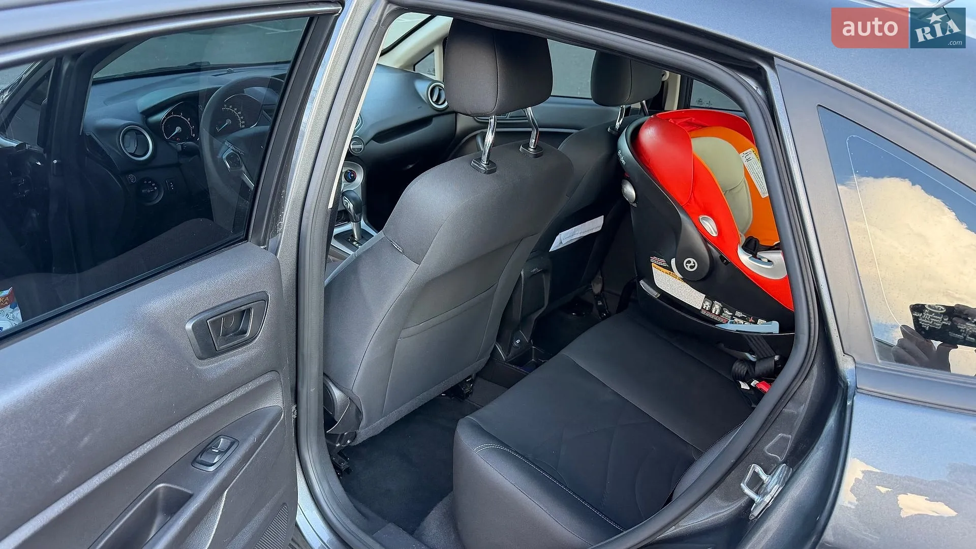 2017 Ford Fiesta - мініатюра 11