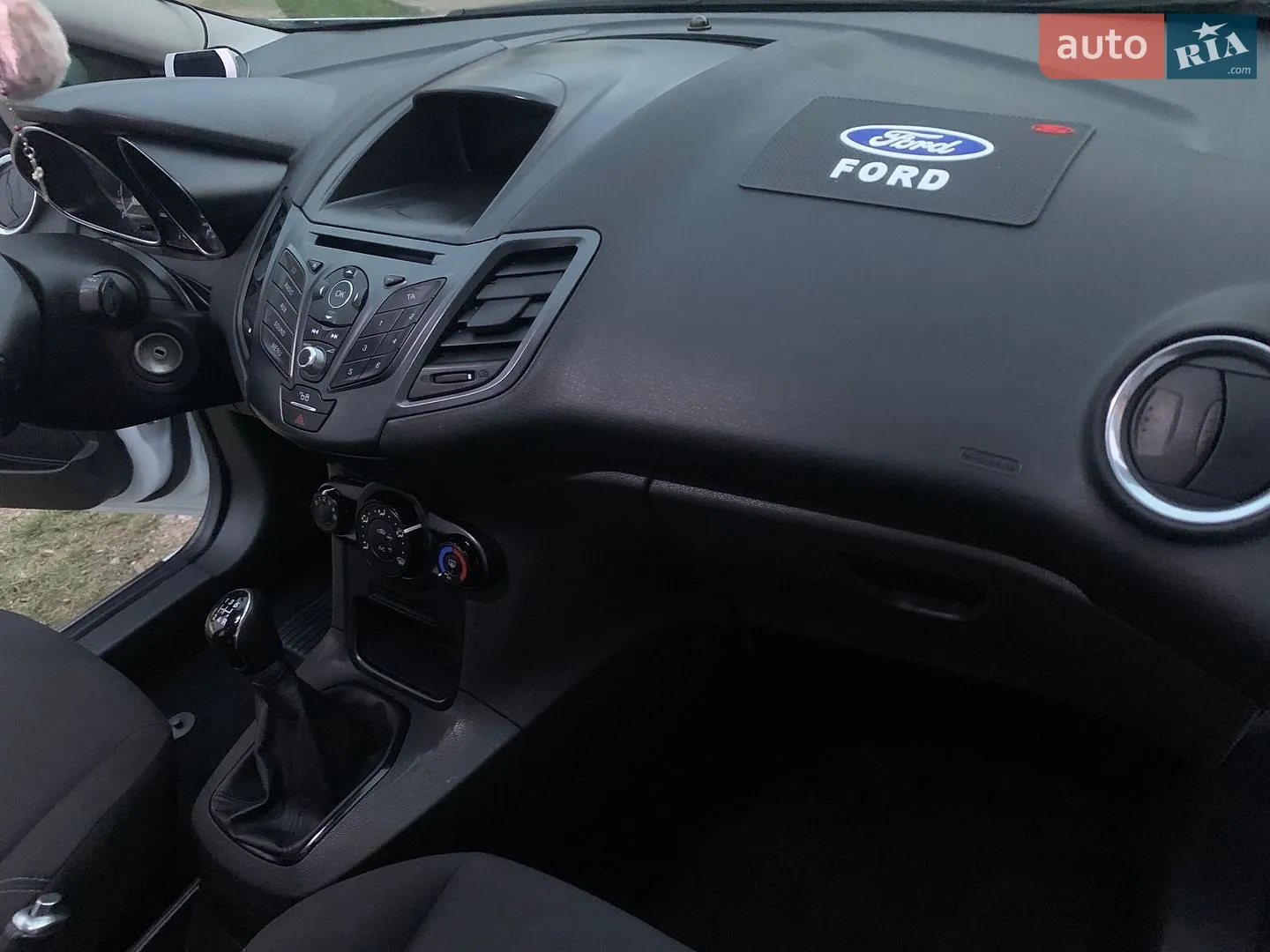 2016 Ford Fiesta - мініатюра 24