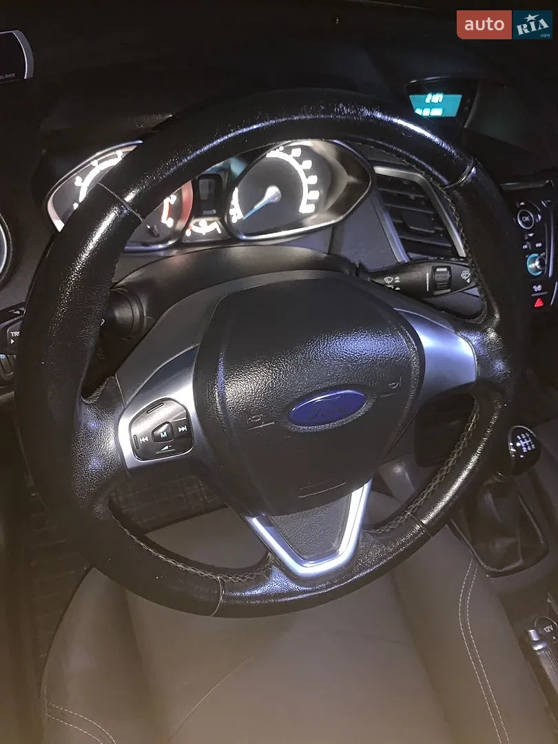 2016 Ford Fiesta - мініатюра 27