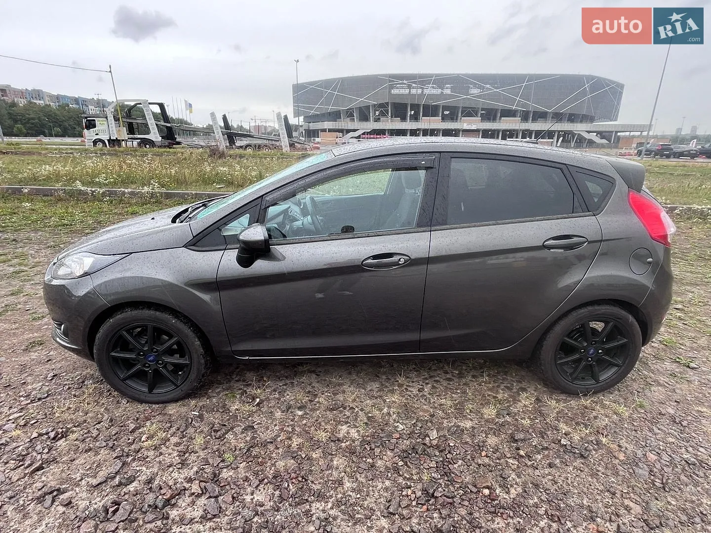 2017 Ford Fiesta - фото 1