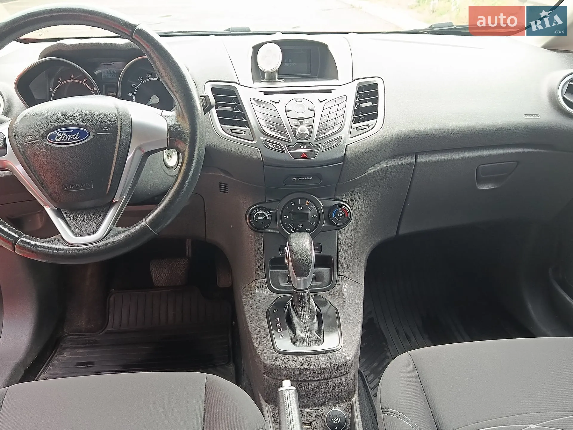 2016 Ford Fiesta - мініатюра 37