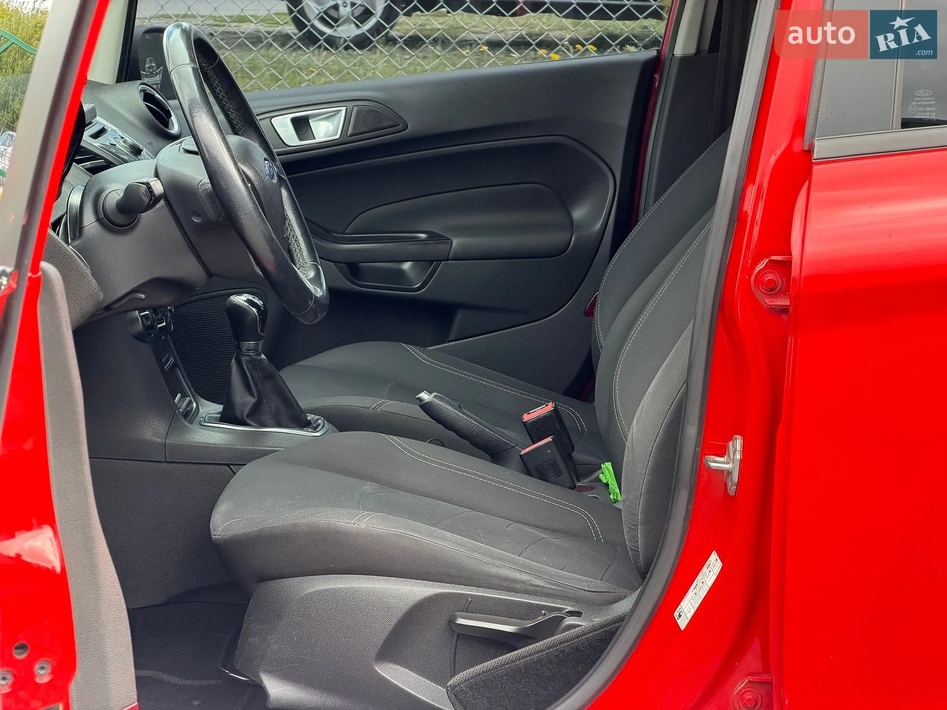 2013 Ford Fiesta - мініатюра 35